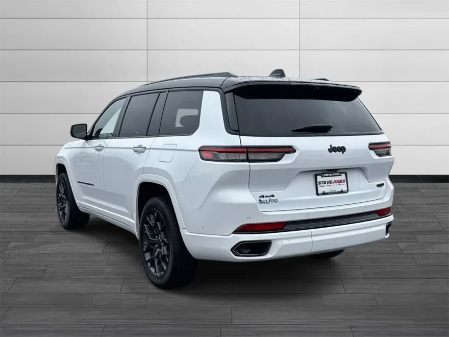 2025 Jeep Grand Cherokee L Summit photo 6