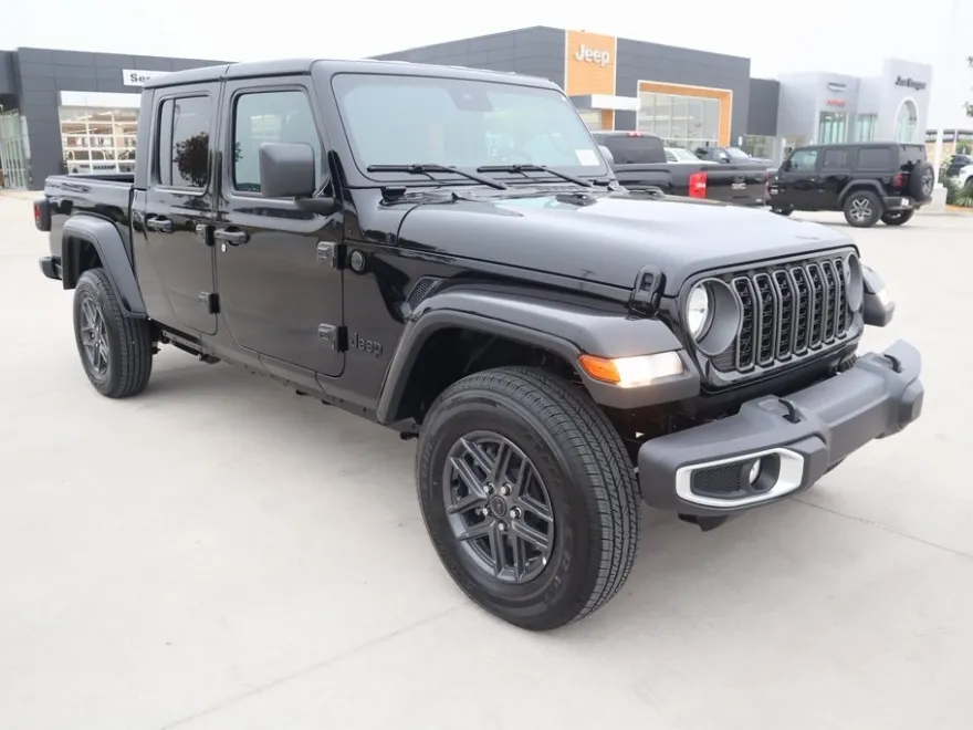 2025 Jeep Gladiator Sport photo 1