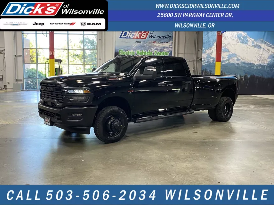2025 Ram 3500 Tradesman photo 1