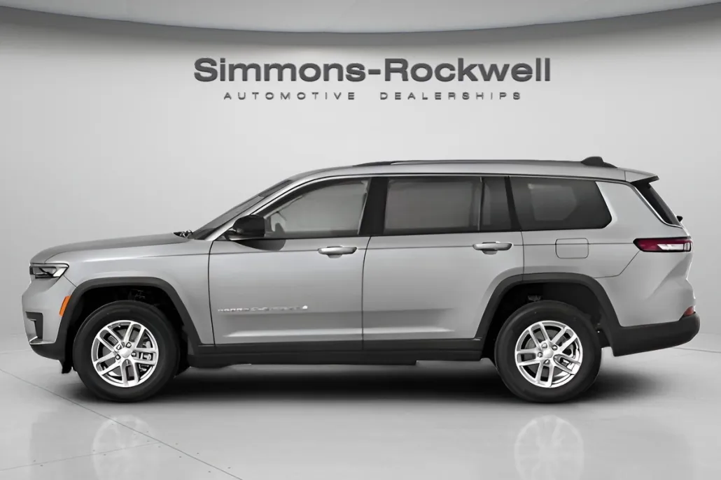 2024 Jeep Grand Cherokee Altitude photo 1