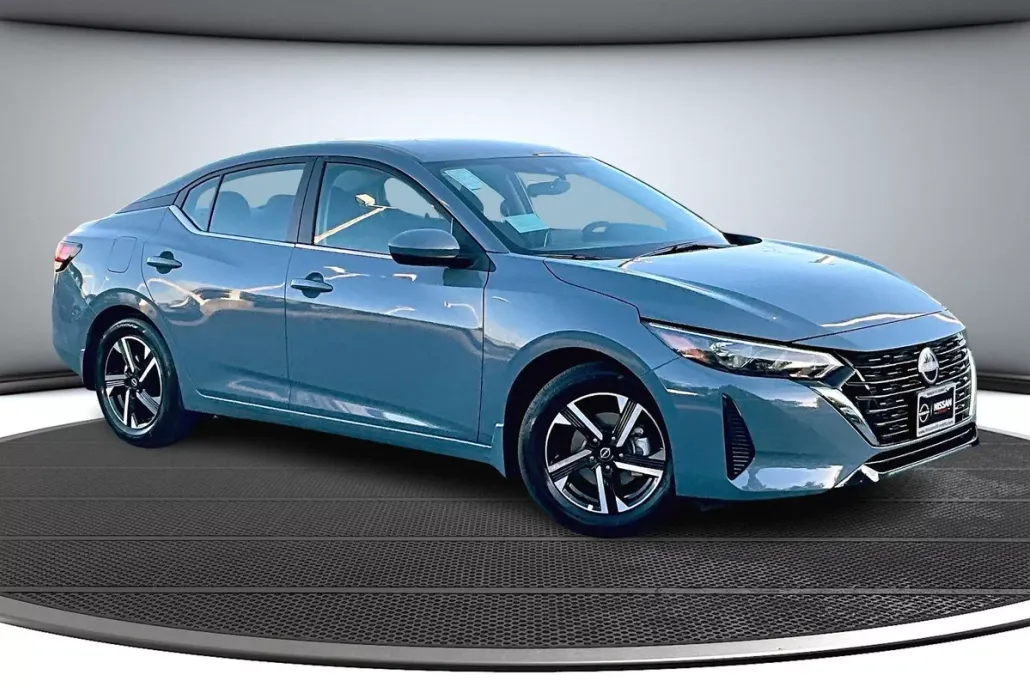 2025 Nissan Sentra SV photo 1