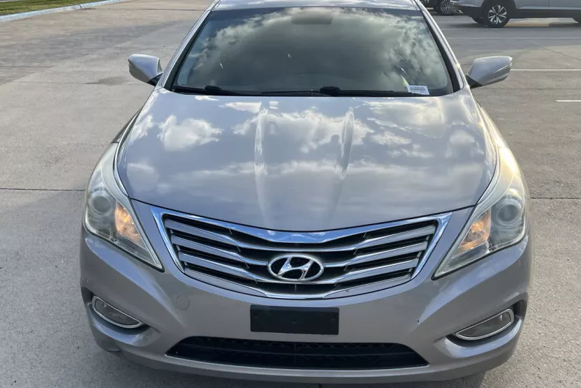 2012 Hyundai Azera photo 1