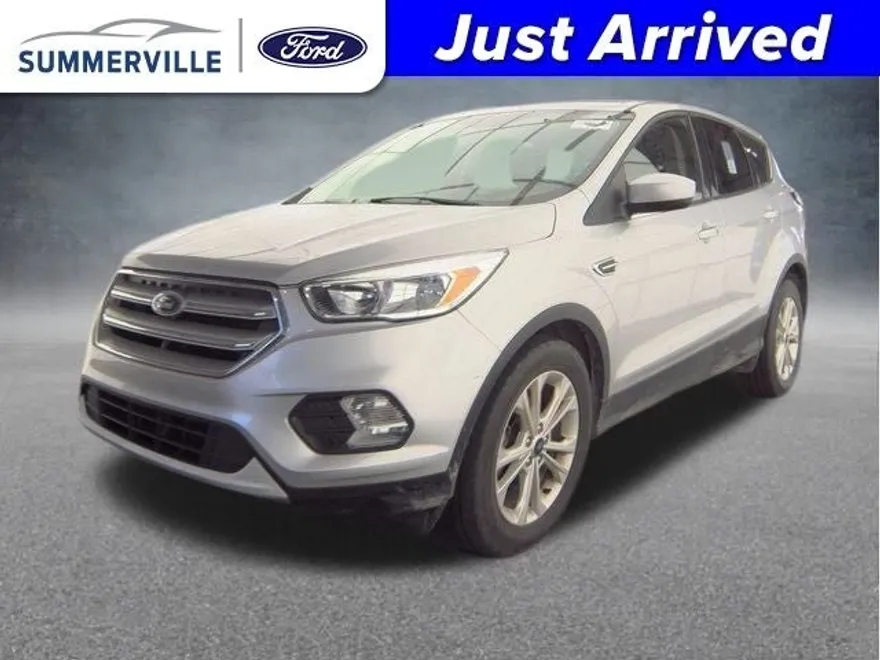 2019 Ford Escape SE photo 1
