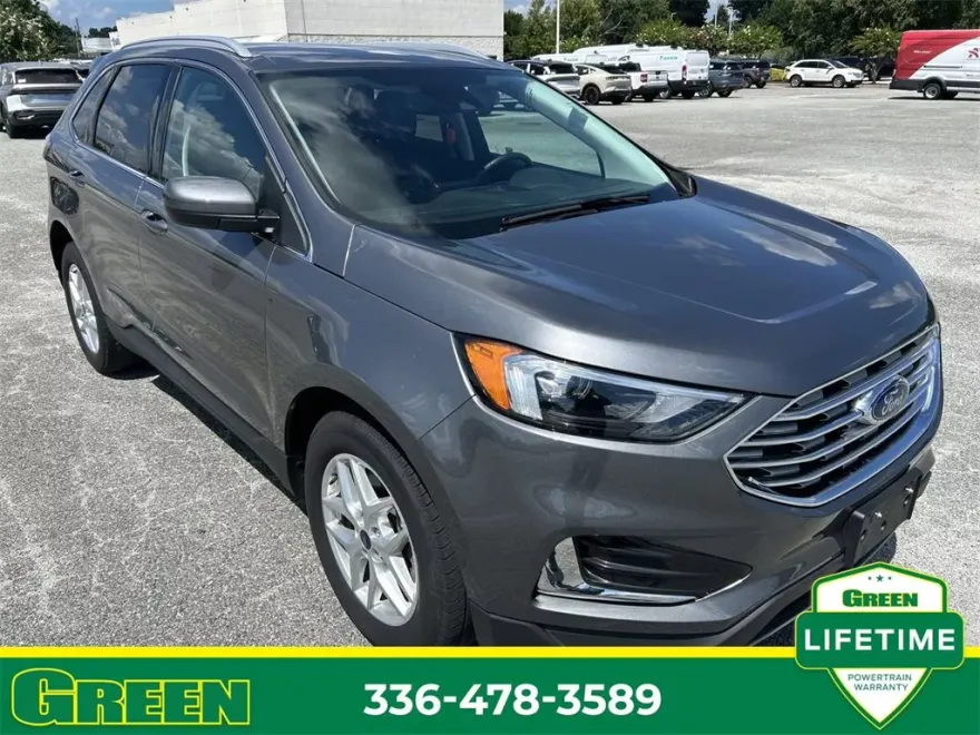 2022 Ford Edge SEL photo 1