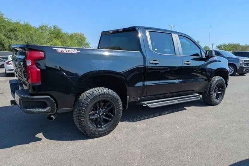 2021 Chevrolet Silverado 1500 Custom Trail Boss photo 1