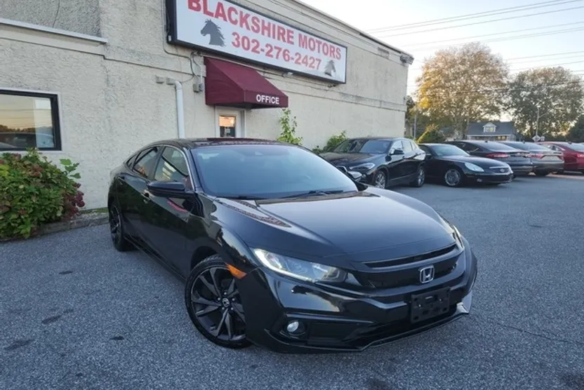 2019 Honda Civic Sport photo 1