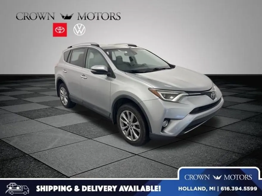2016 Toyota RAV4 Limited photo 1