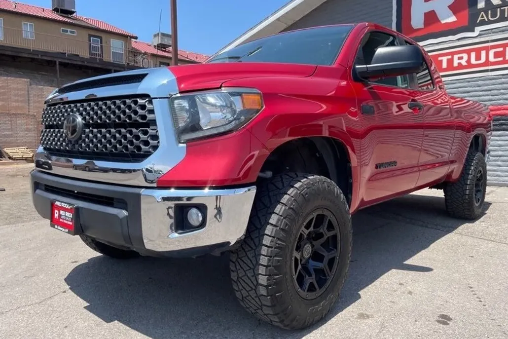 2019 Toyota Tundra photo 1