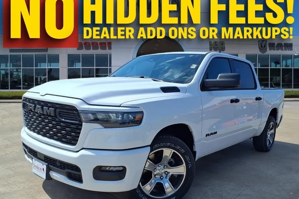 2025 Ram 1500 Tradesman photo 1