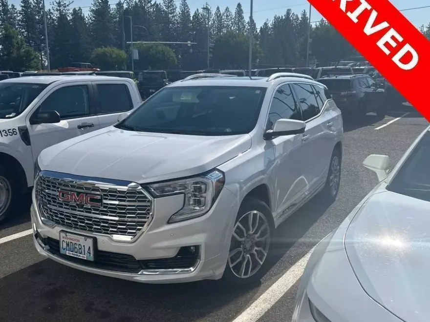2024 Gmc Terrain Denali photo 1