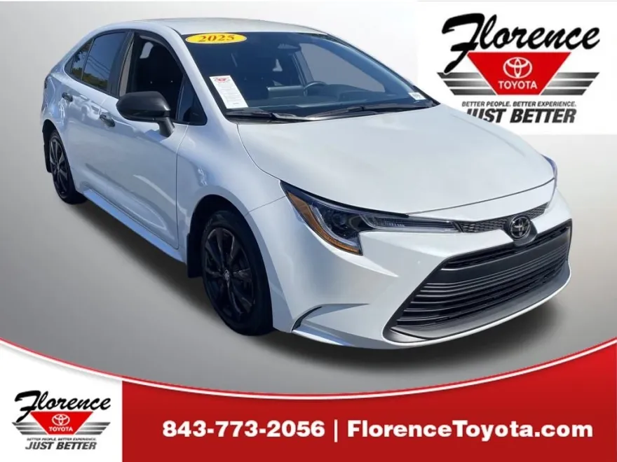 2025 Toyota Corolla LE photo 1