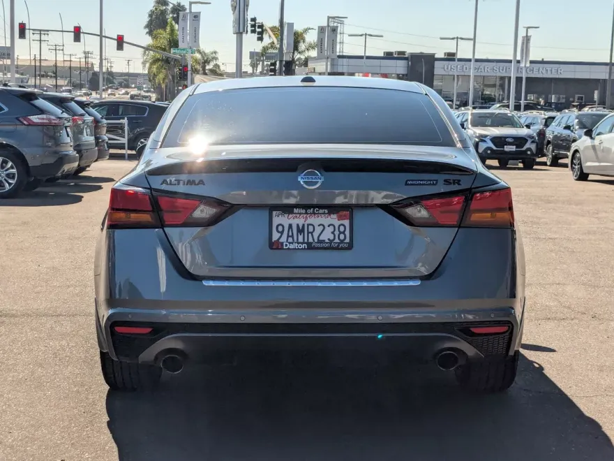 2022 Nissan Altima 2.5 SR photo 1