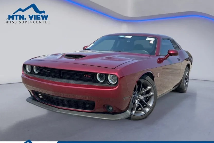 2023 Dodge Challenger R/T Scat Pack photo 1