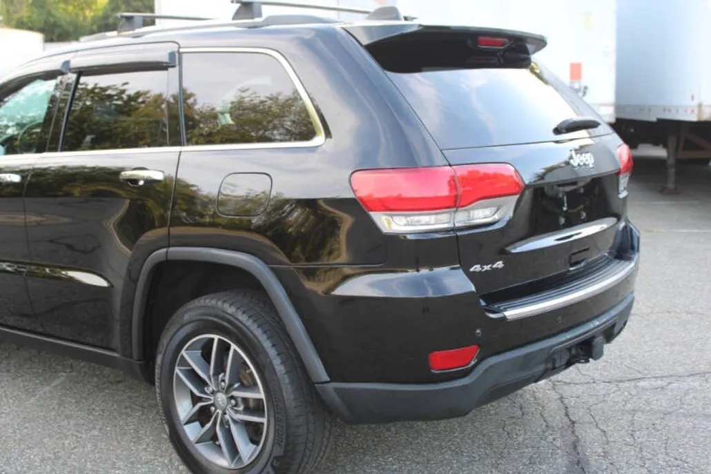 2018 Jeep Grand Cherokee Limited photo 1