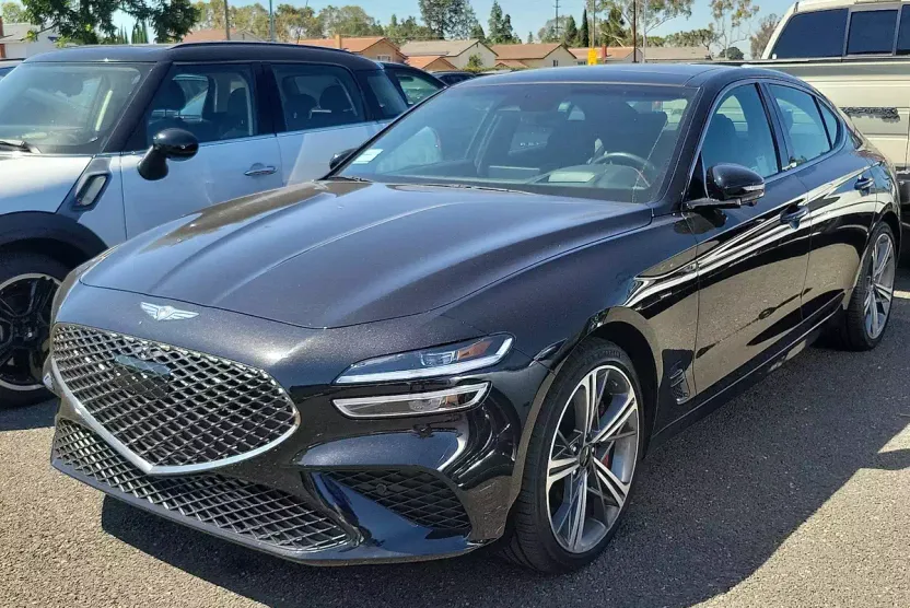 2025 Genesis G70 3.3T Sport Advanced photo 1