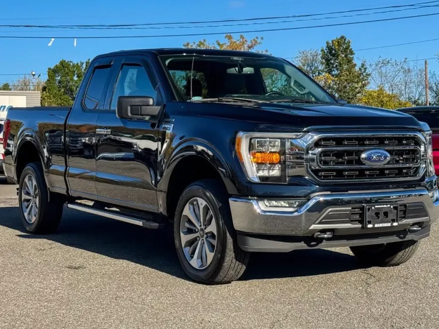 2021 Ford F-150 XLT photo 1