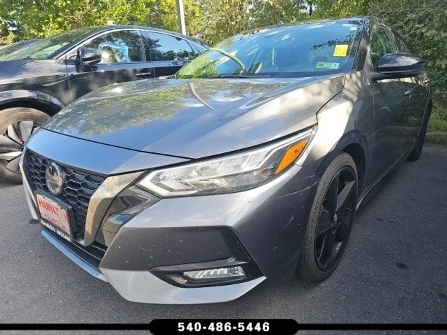 2021 Nissan Sentra SR photo 1