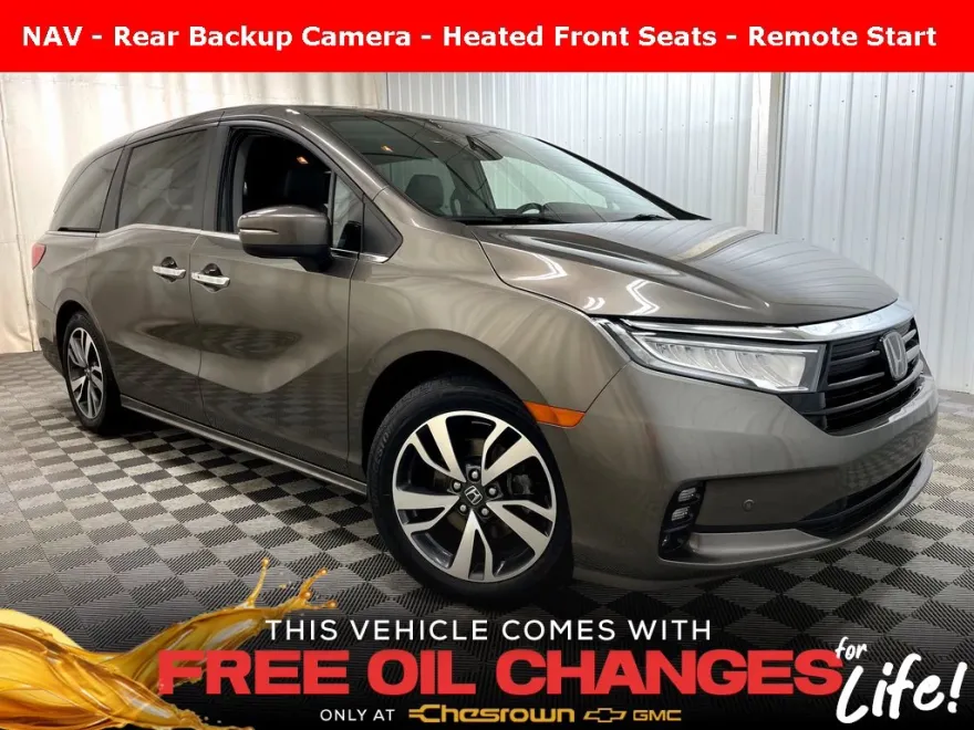 2021 Honda Odyssey Touring photo 1
