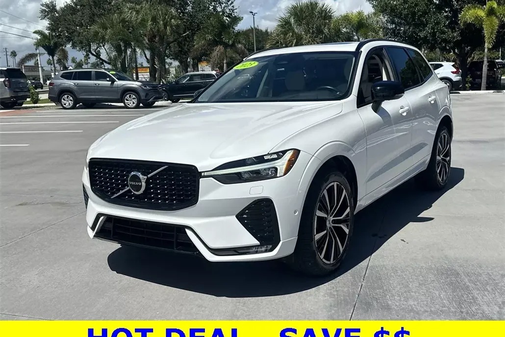 2023 Volvo XC60 B5 Plus photo 1