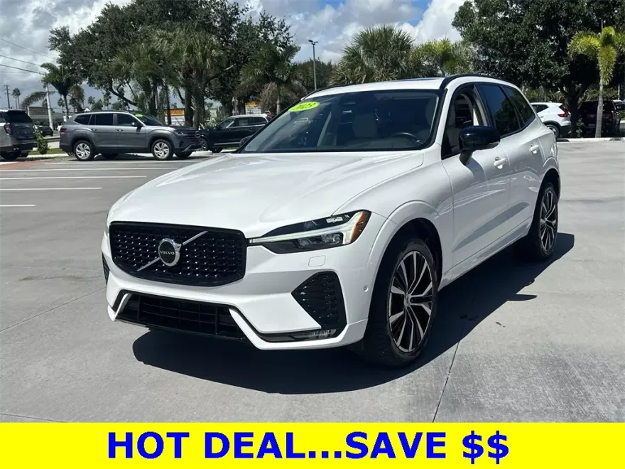 2023 Volvo XC60 B5 Plus photo 1