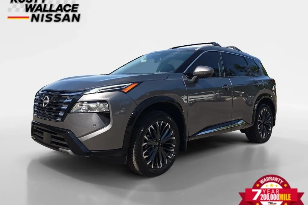 2026 Nissan Rogue Platinum photo 1
