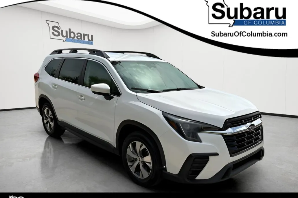2024 Subaru Ascent Premium photo 1