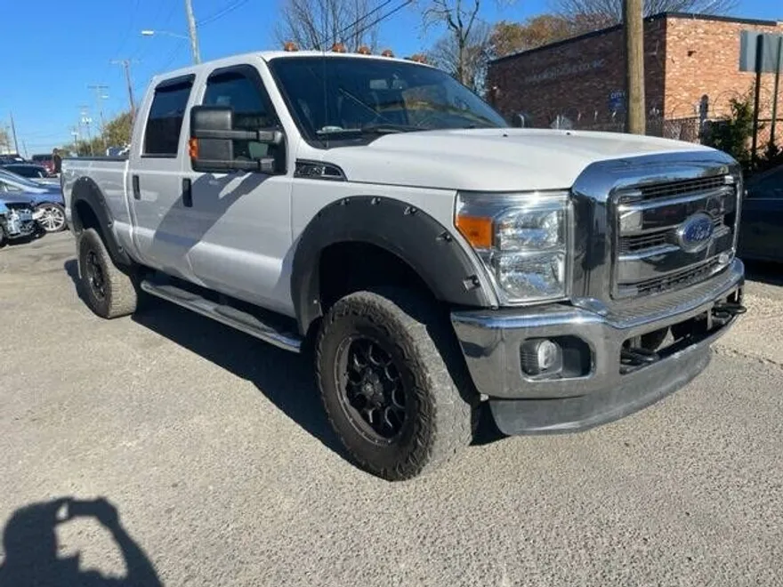 2015 Ford F-250 XLT photo 1