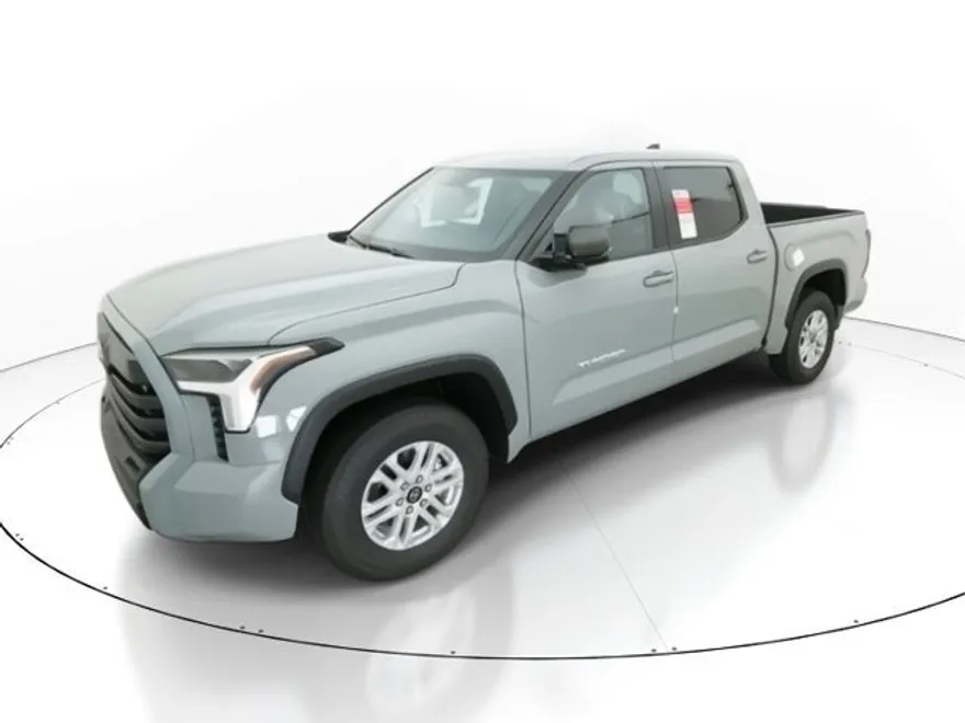 2026 Toyota Tundra SR5 photo 1