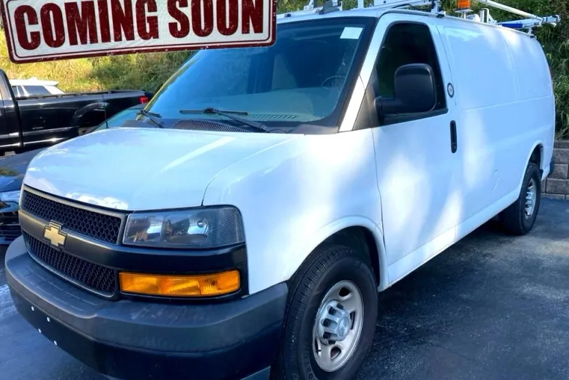 2018 Chevrolet Express Cargo photo 1