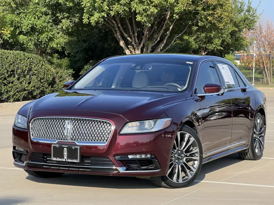 2017 Lincoln Continental Reserve photo 1