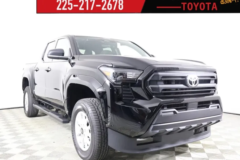 2025 Toyota Tacoma SR Double Cab photo 1