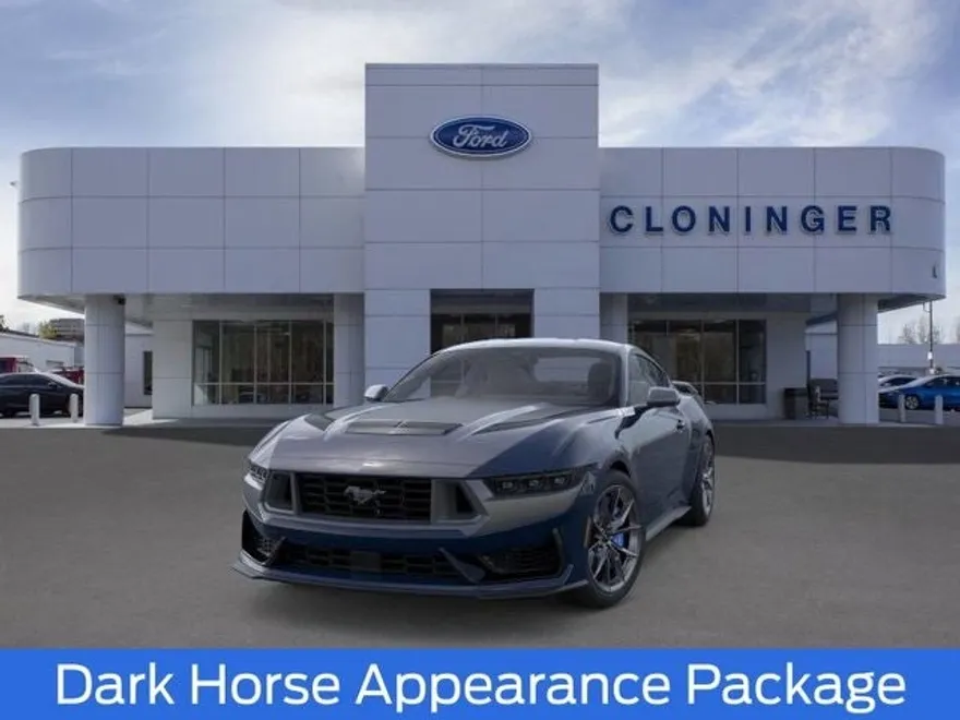 2025 Ford Mustang Dark Horse photo 1