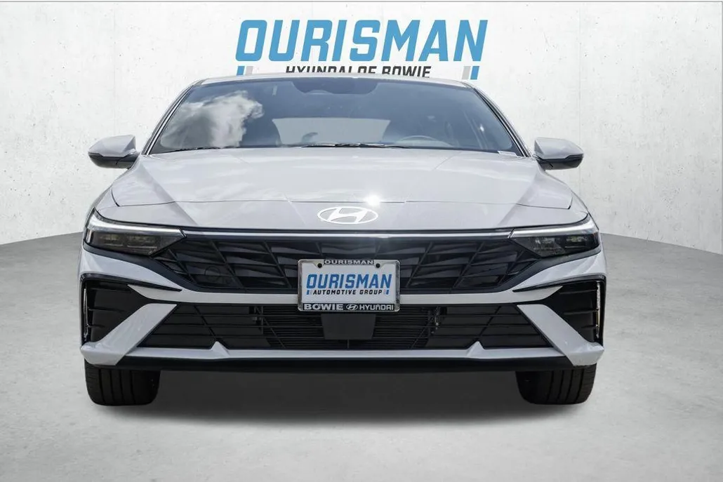 2025 Hyundai Elantra Hybrid Limited photo 1