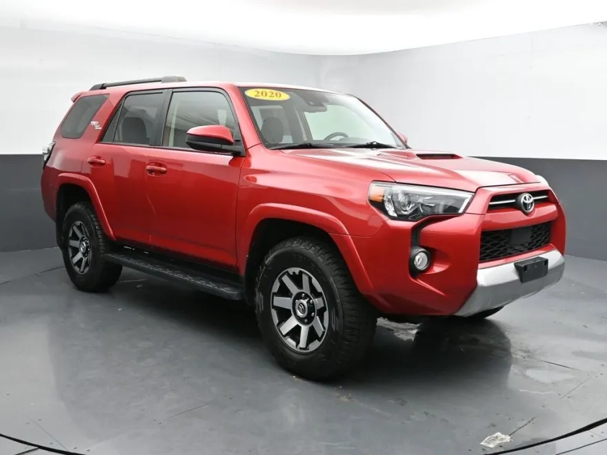2020 Toyota 4Runner TRD Off-Road photo 1