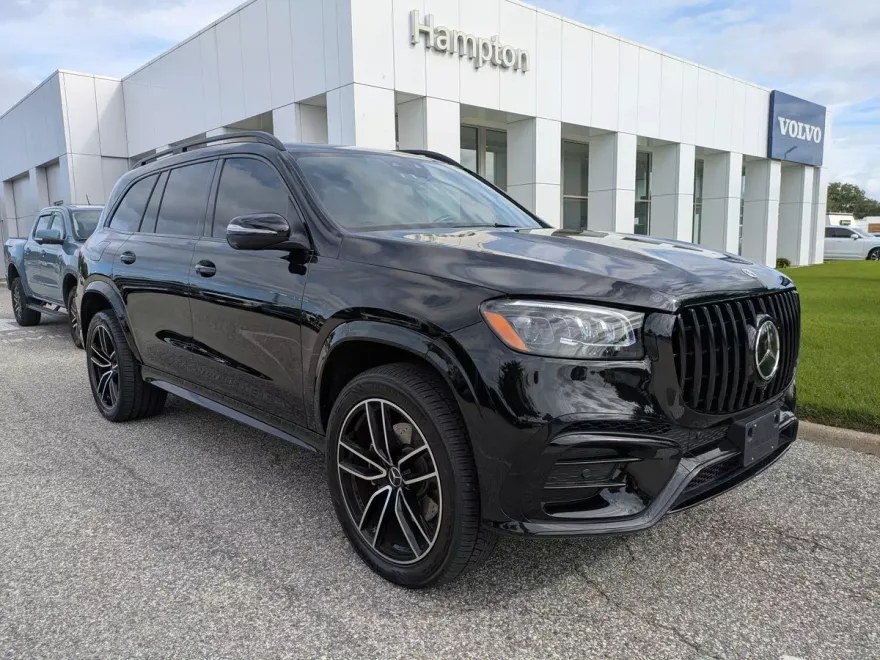 2024 Mercedes Benz GLS 450 photo 1