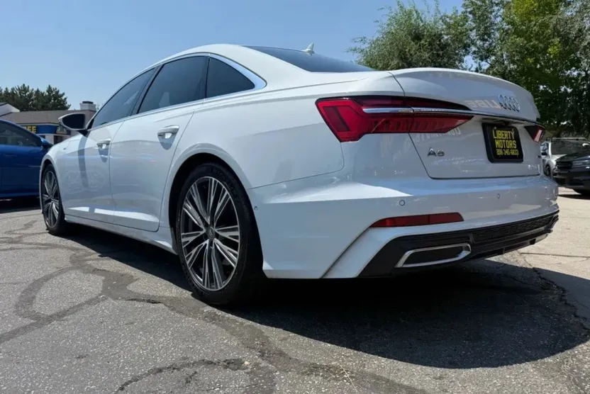 2019 Audi A6 TFSI Prestige photo 1