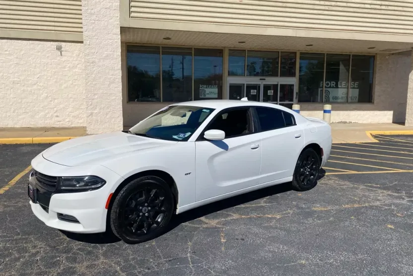 2018 Dodge Charger GT photo 1