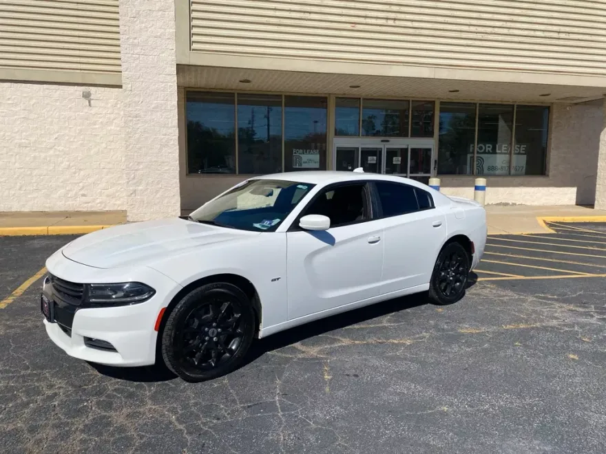 2018 Dodge Charger GT photo 1