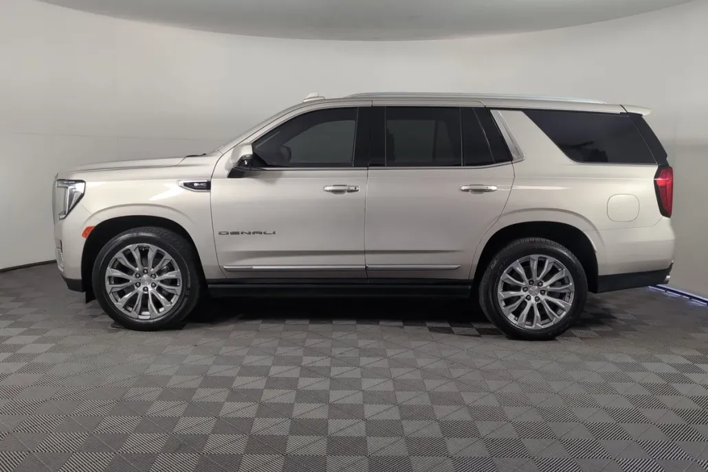 2023 Gmc Yukon Denali photo 1