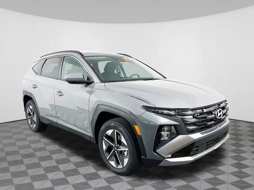 2025 Hyundai Tucson SEL photo 1