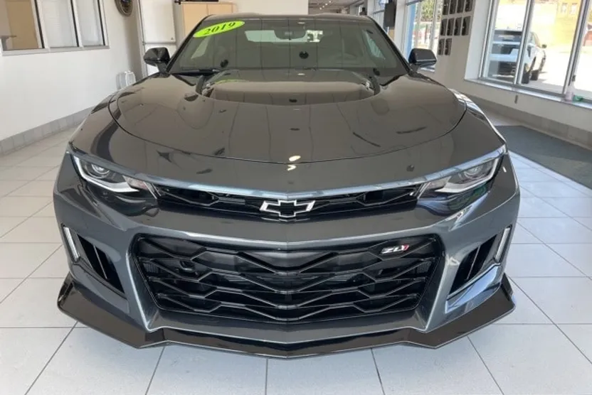2019 Chevrolet Camaro ZL1 photo 1