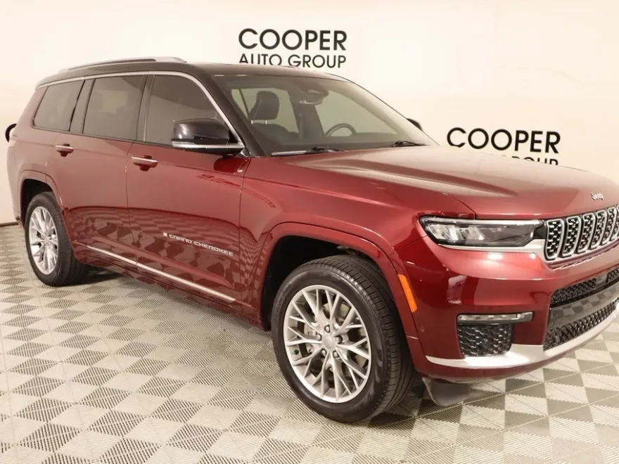2023 Jeep Grand Cherokee L Summit photo 1