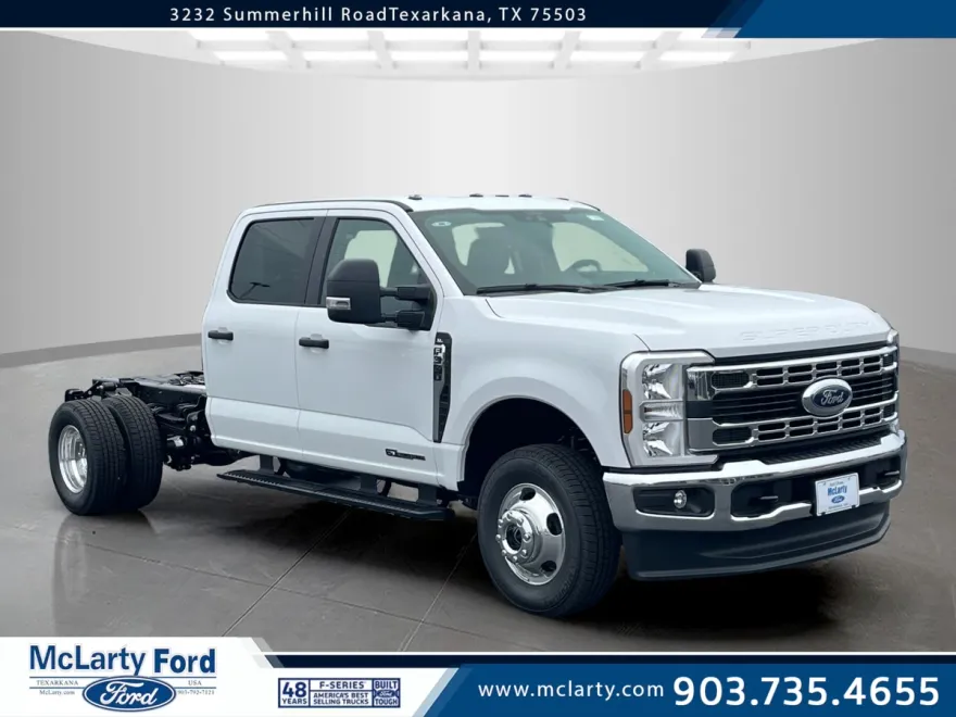 2025 Ford F-350 XL photo 1