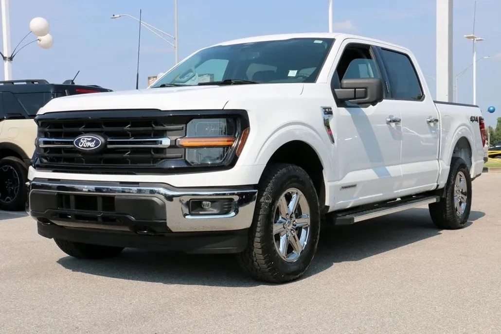 2024 Ford F-150 XLT photo 1