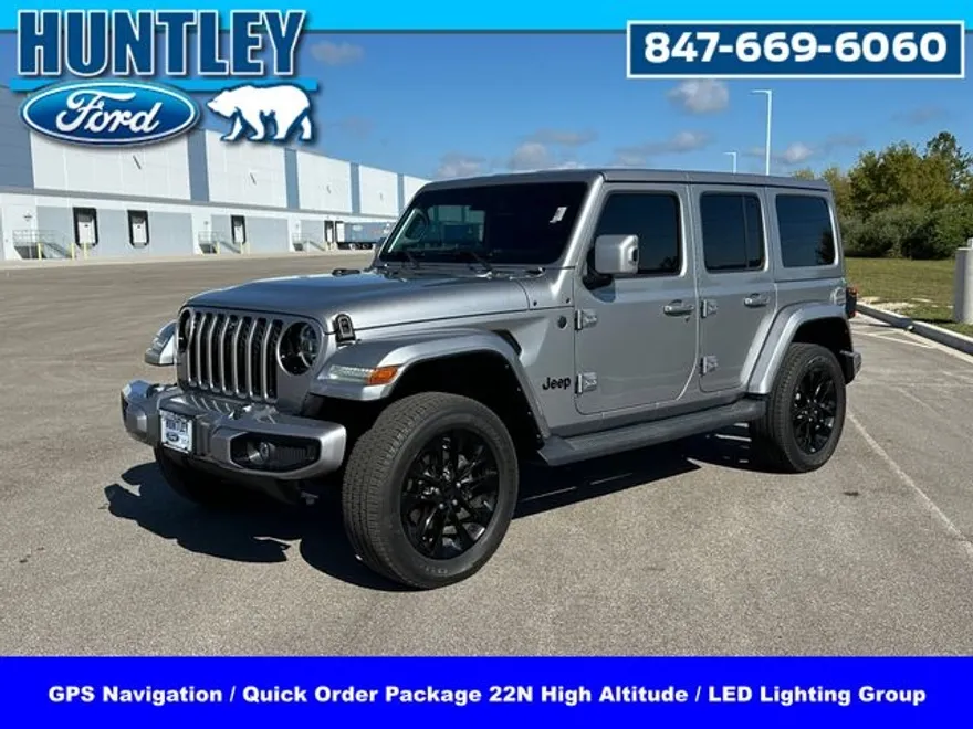 2021 Jeep Wrangler Unlimited Sahara High Altitude photo 1