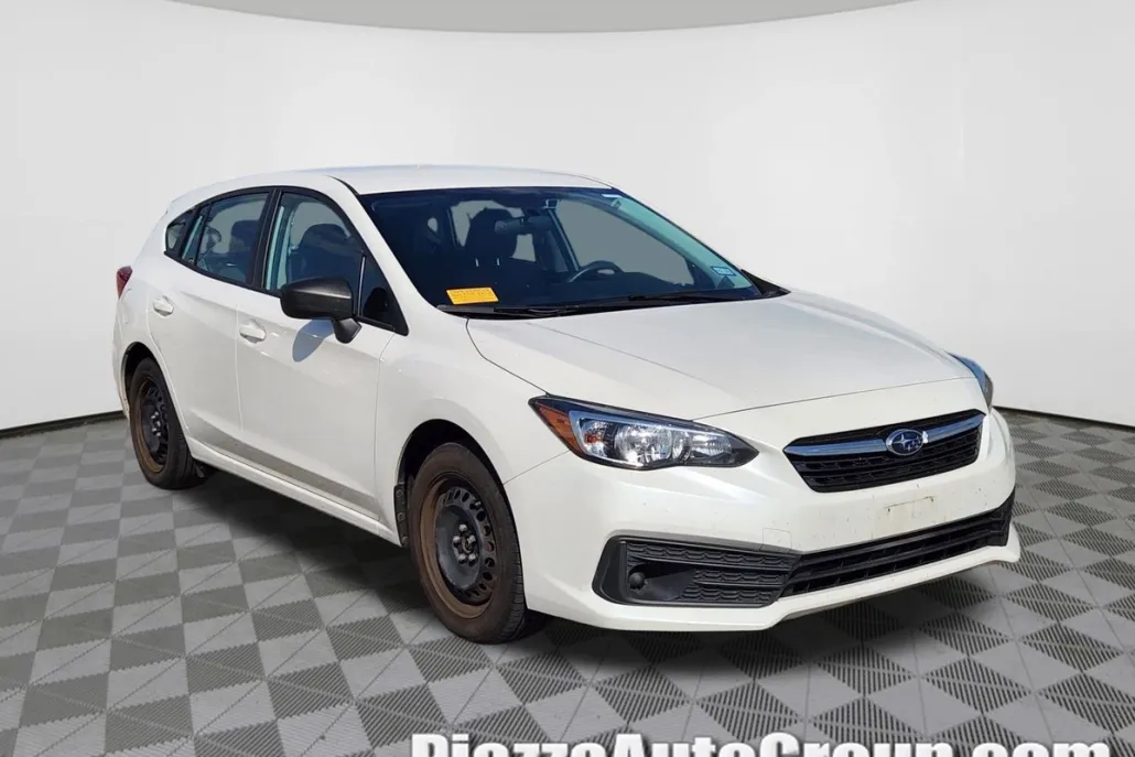 2022 Subaru Impreza Base photo 1