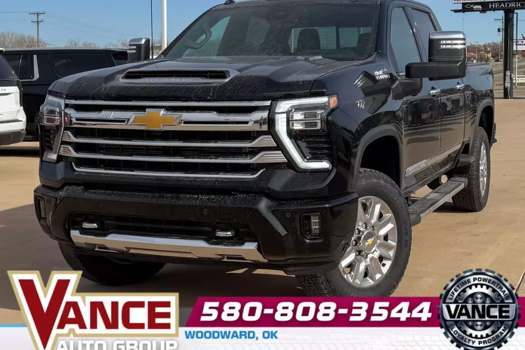 2025 Chevrolet Silverado 2500HD High Country photo 1