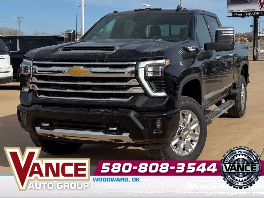 2025 Chevrolet Silverado 2500HD High Country photo 1