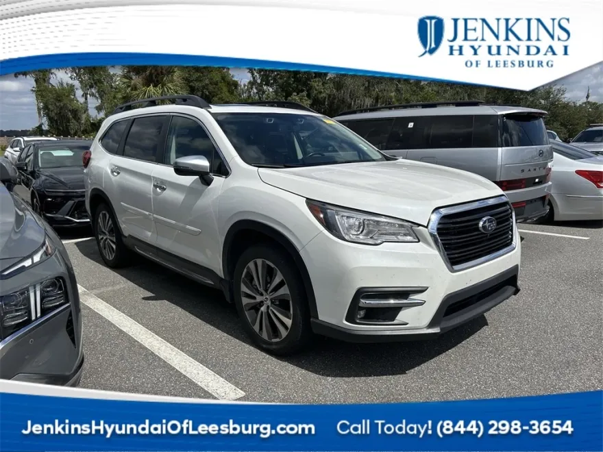 2020 Subaru Ascent Touring photo 1