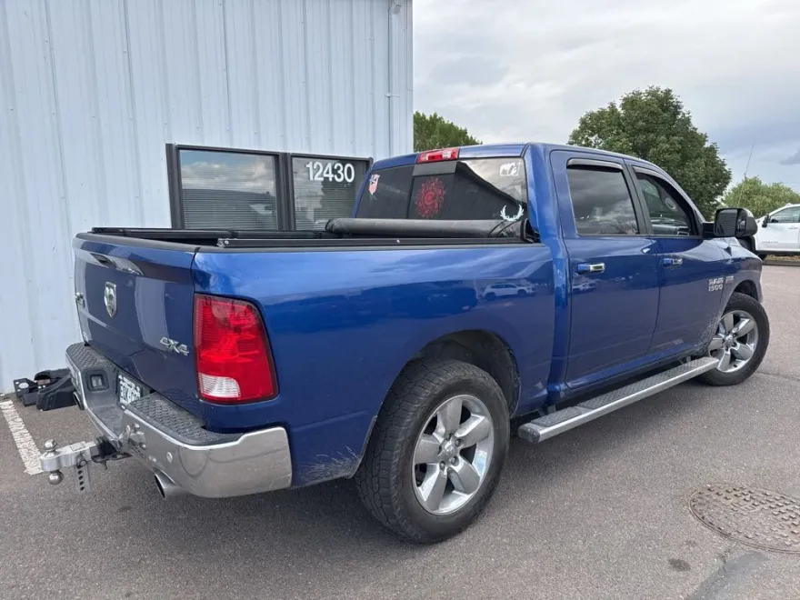 2017 Ram 1500 SLT photo 1